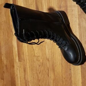 💖 Black Zipper Combat Boots